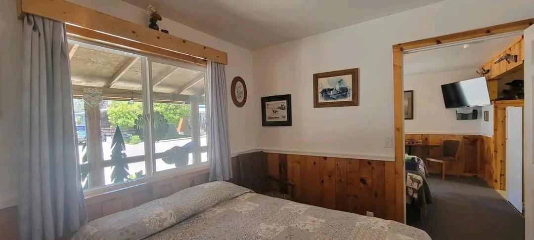 The Bunkhouse Motel Nehalem Room photo